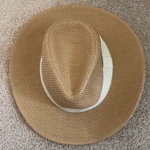NWT J. Crew Straw Hat. OS.